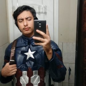 Meet your Posher, Carlos